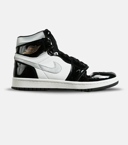 کفش کتانی مردانه و زنانه ساقدار مشکی سفید ورنی NIKE jordan 1 مدل 7149