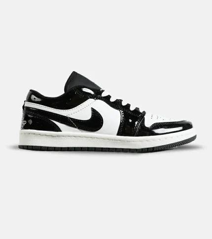 کفش کتانی مردانه سفید مشکی نایک NIKE jordan 1 مدل 7157